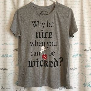 Snow White inspired Disney tee